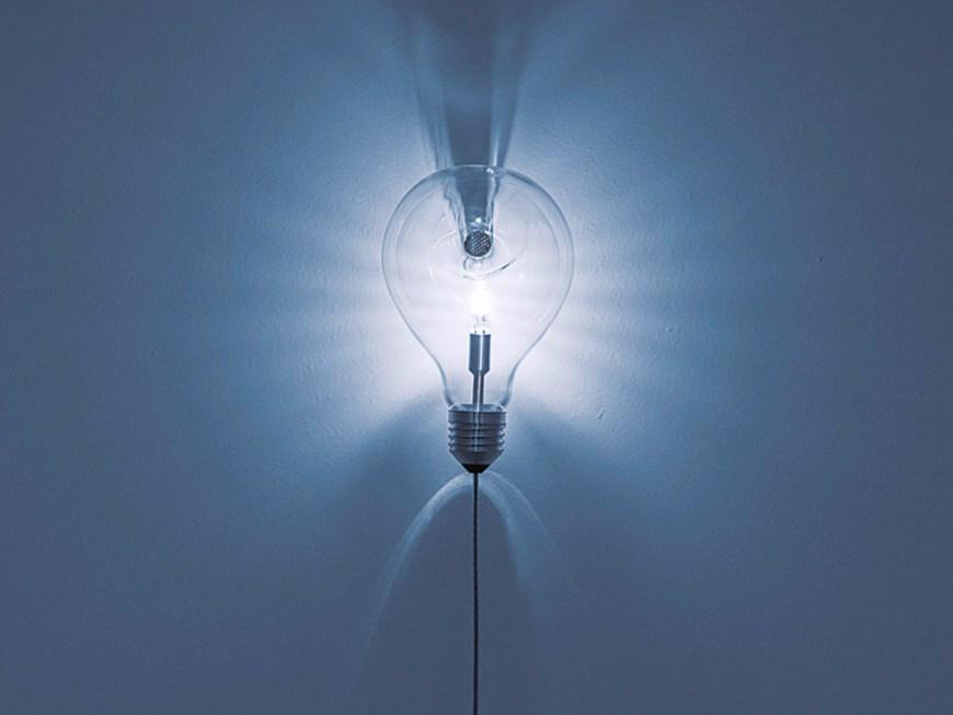 EDISON’S NIGHTMARE Halogen glass and metal wall lamp