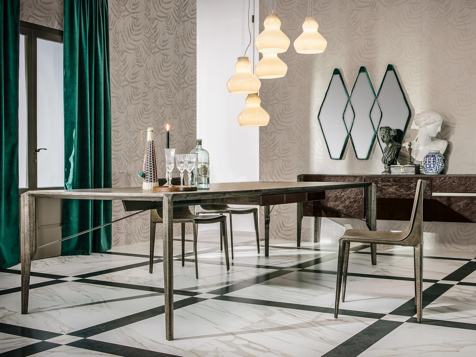 GLORIOUS Wooden table