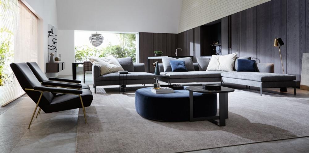 D.153.1 Fabric armchair