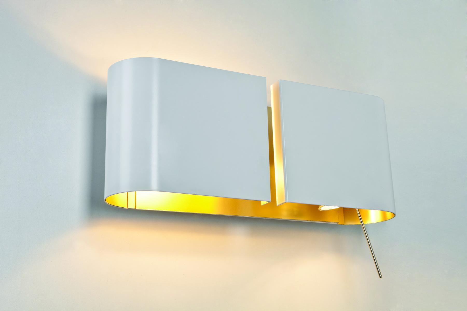 DUOS Metal wall light