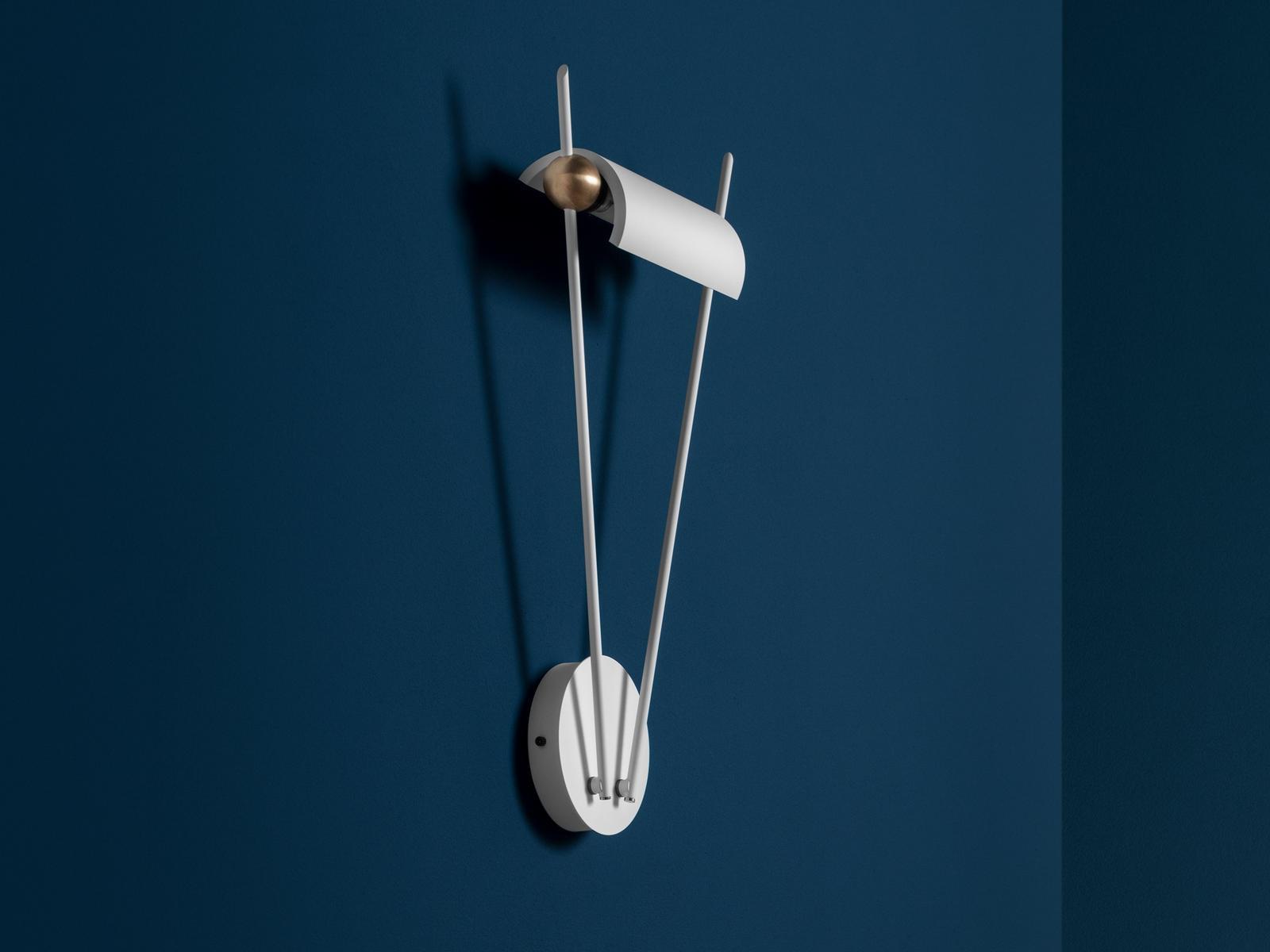 VI. W LED adjustable wall lamp