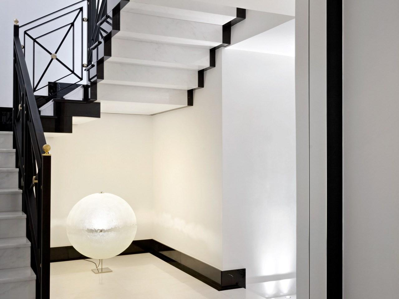 POSTKRISI T 61 LED table lamp
