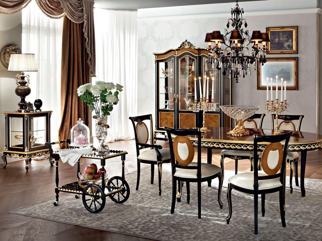 12115 Solid wood display cabinet
