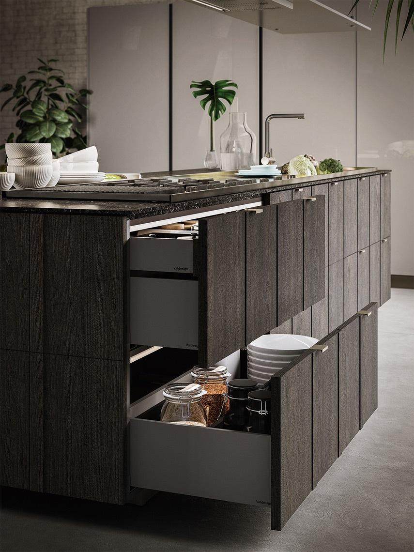 MAGGIORANA Lacquered kitchen