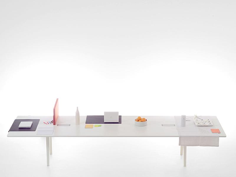JOYN CONFERENCING Modular rectangular meeting table
