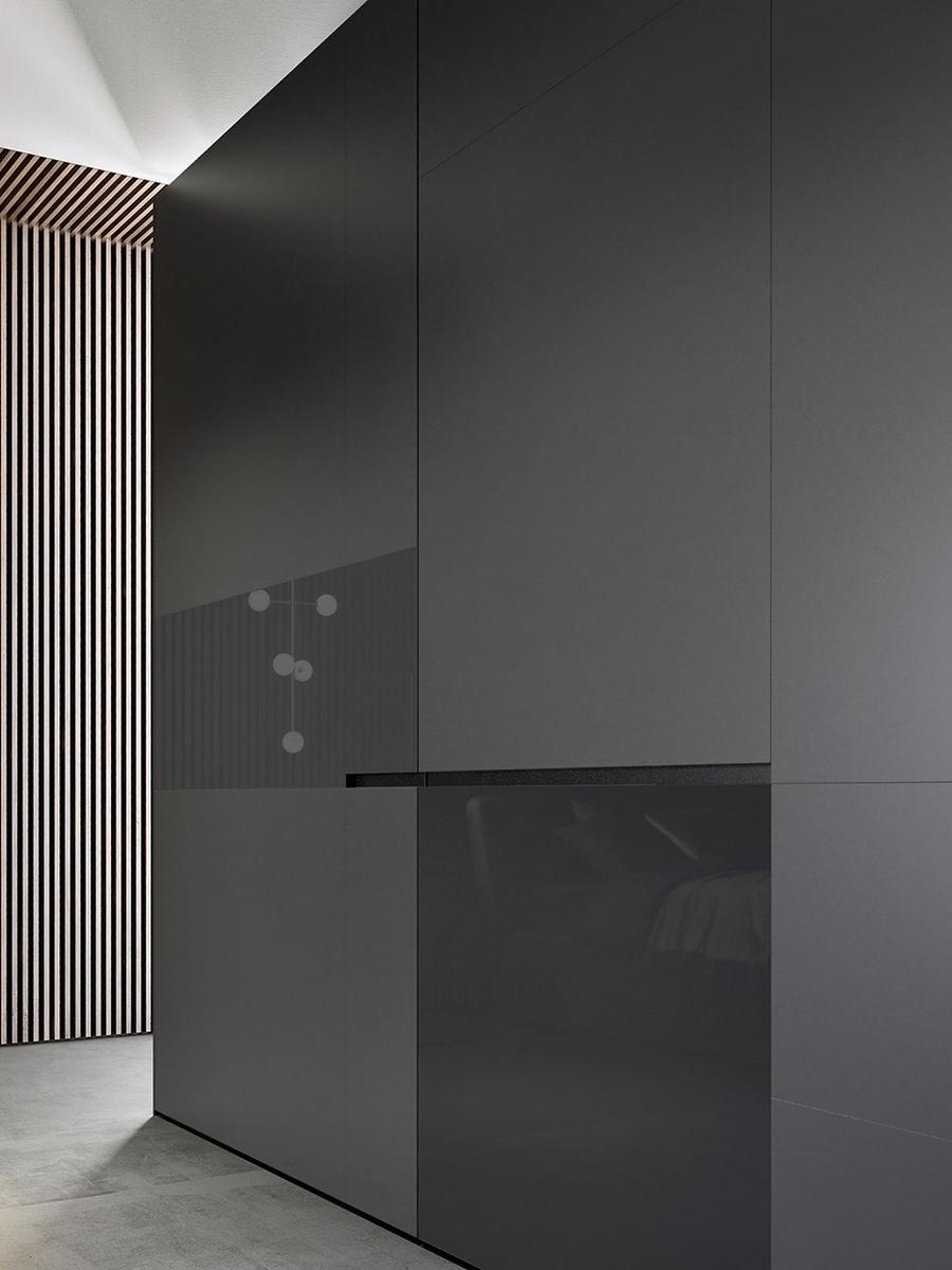 CREA Lacquered wooden wardrobe