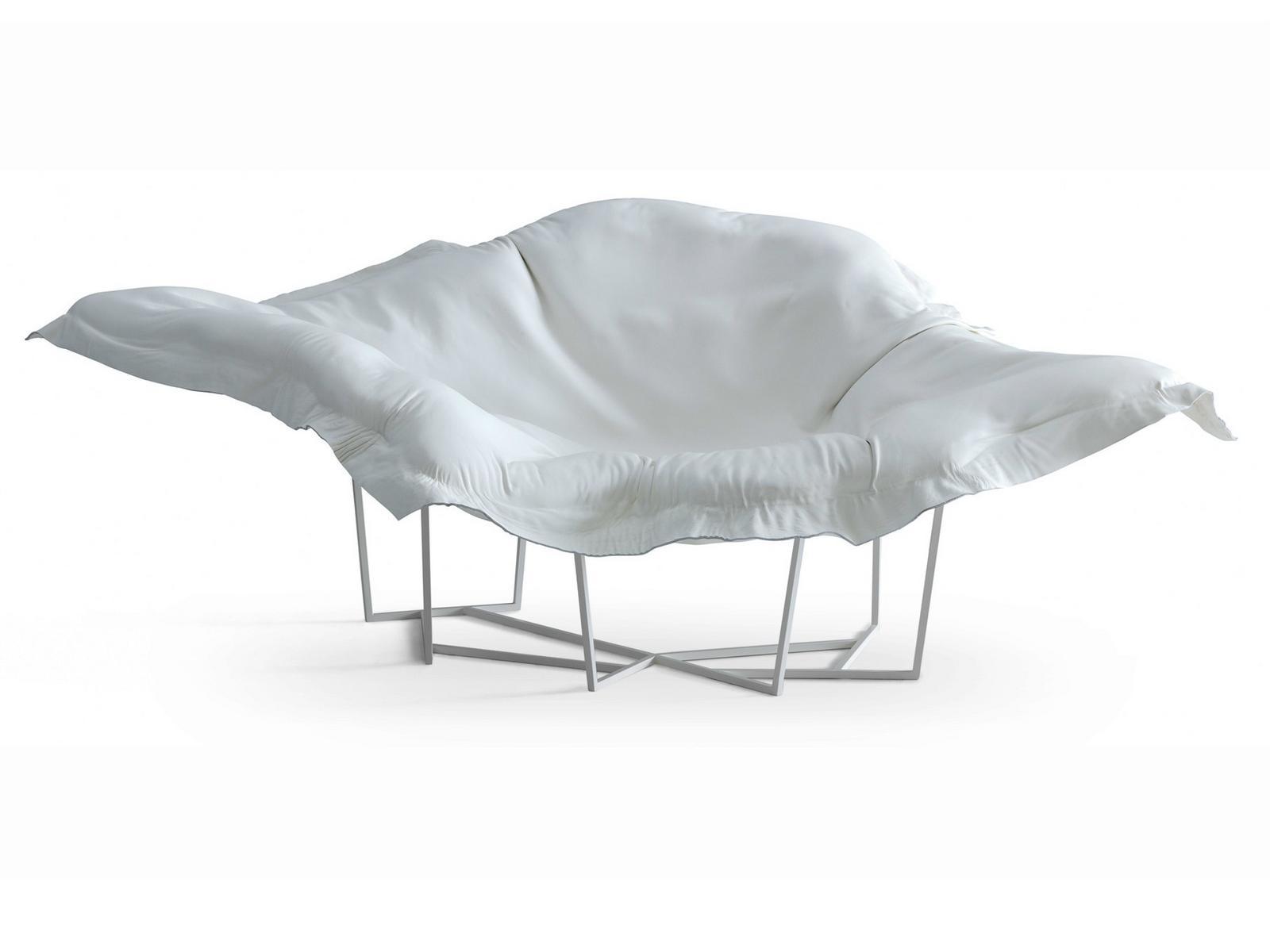 WALLACE Leather armchair