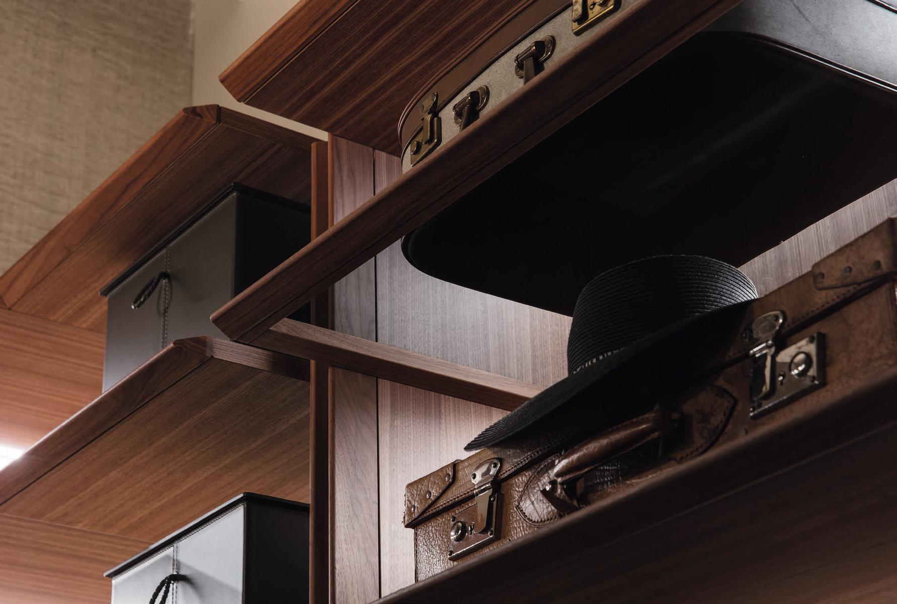 MY SUITE Sectional wooden walk-in wardrobe