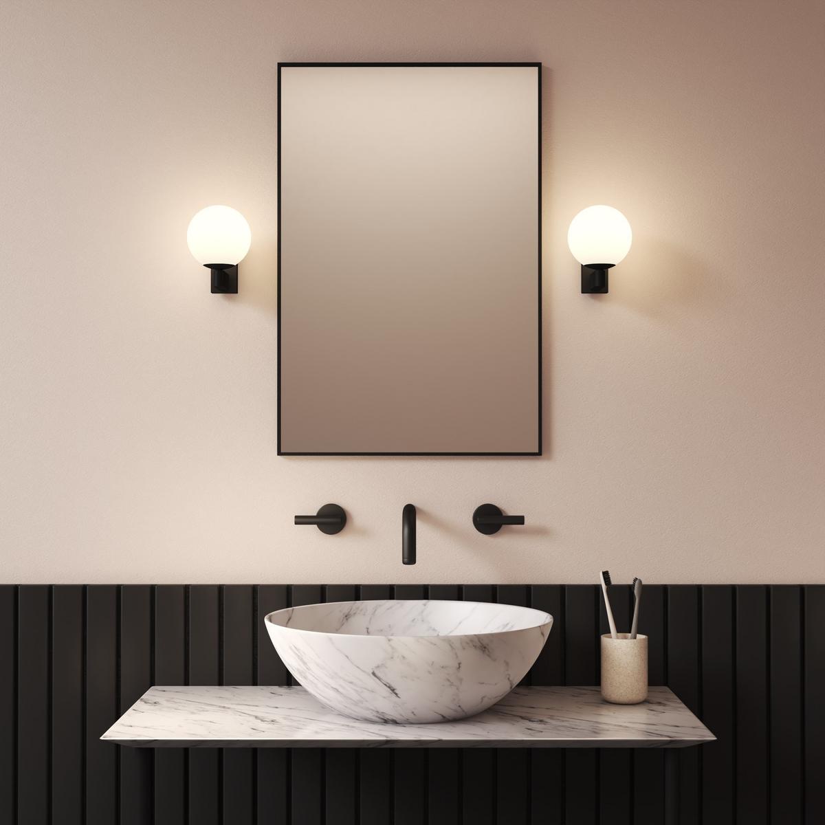 SAGARA LED metal wall lamp with fixed arm