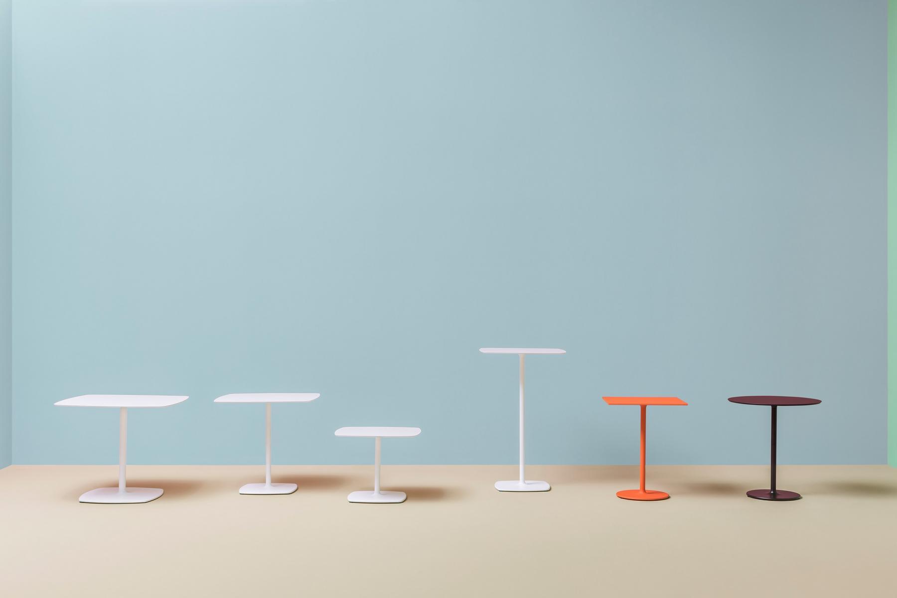 STYLUS 5400 Round table