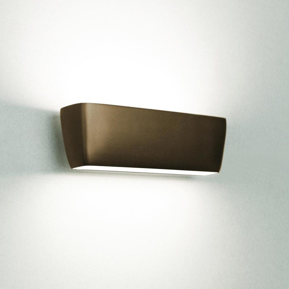 FLACA Die cast aluminium wall lamp