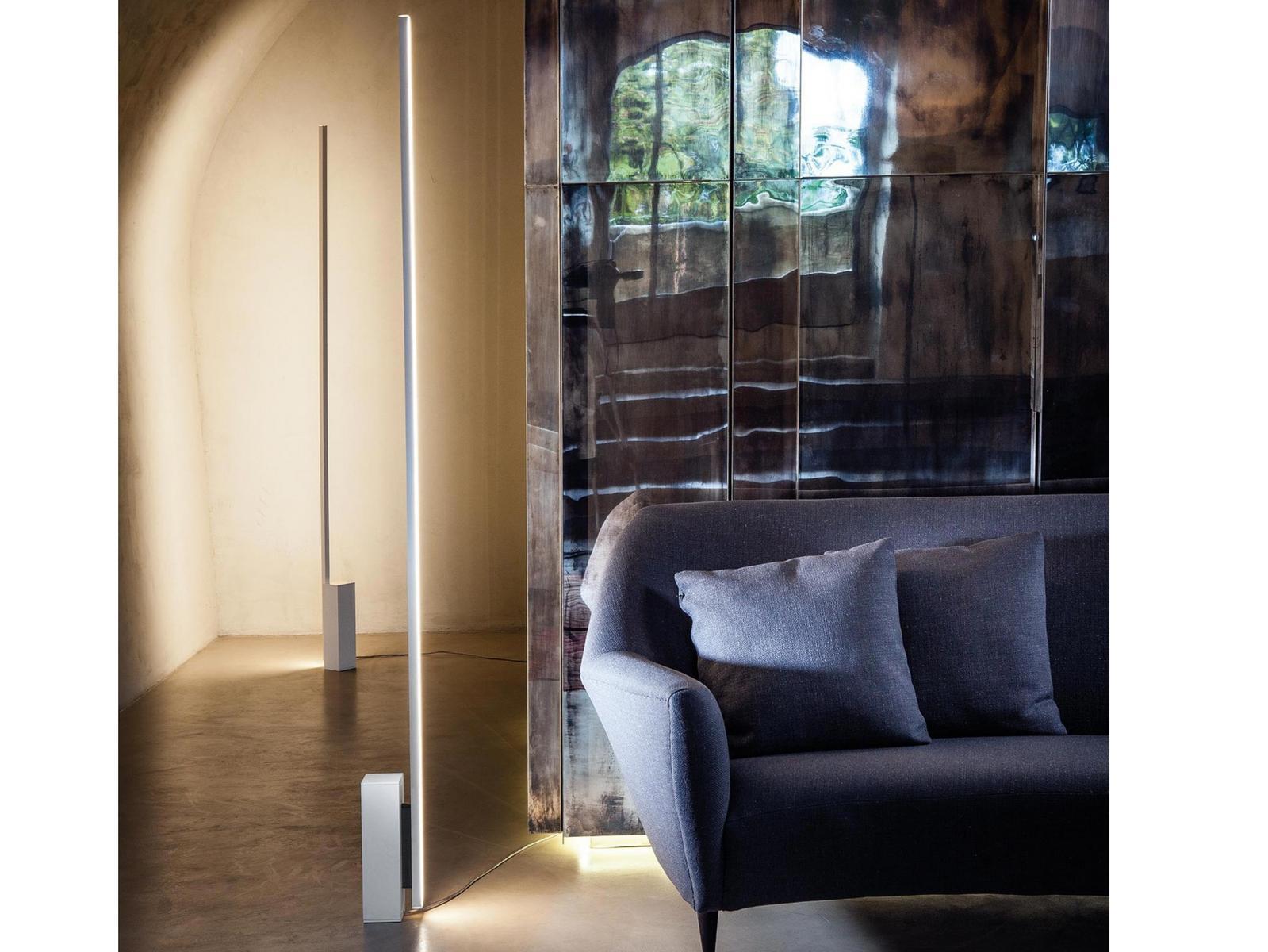 LINESCAPES LED aluminium floor lamp