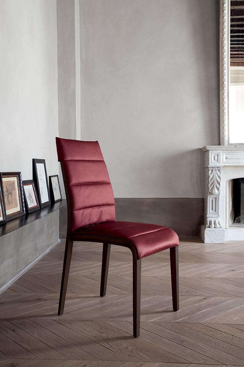 PORTOFINO Upholstered leather chair