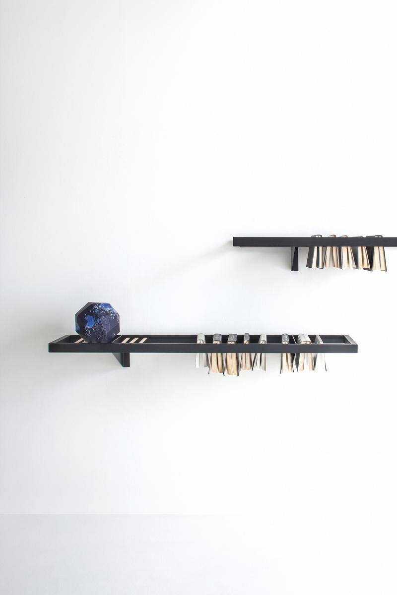 BOOKEN Wooden bookcase / coffee table