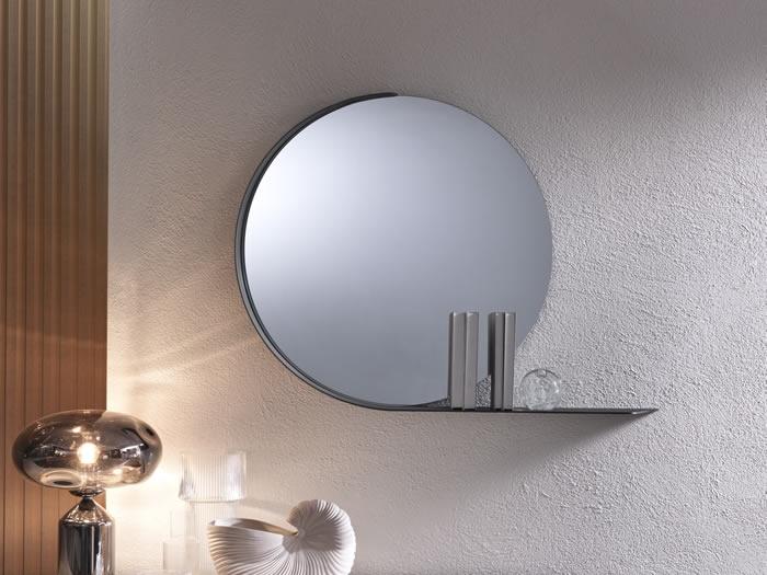 MADAME Round wall-mounted painted metal mirror with shelf