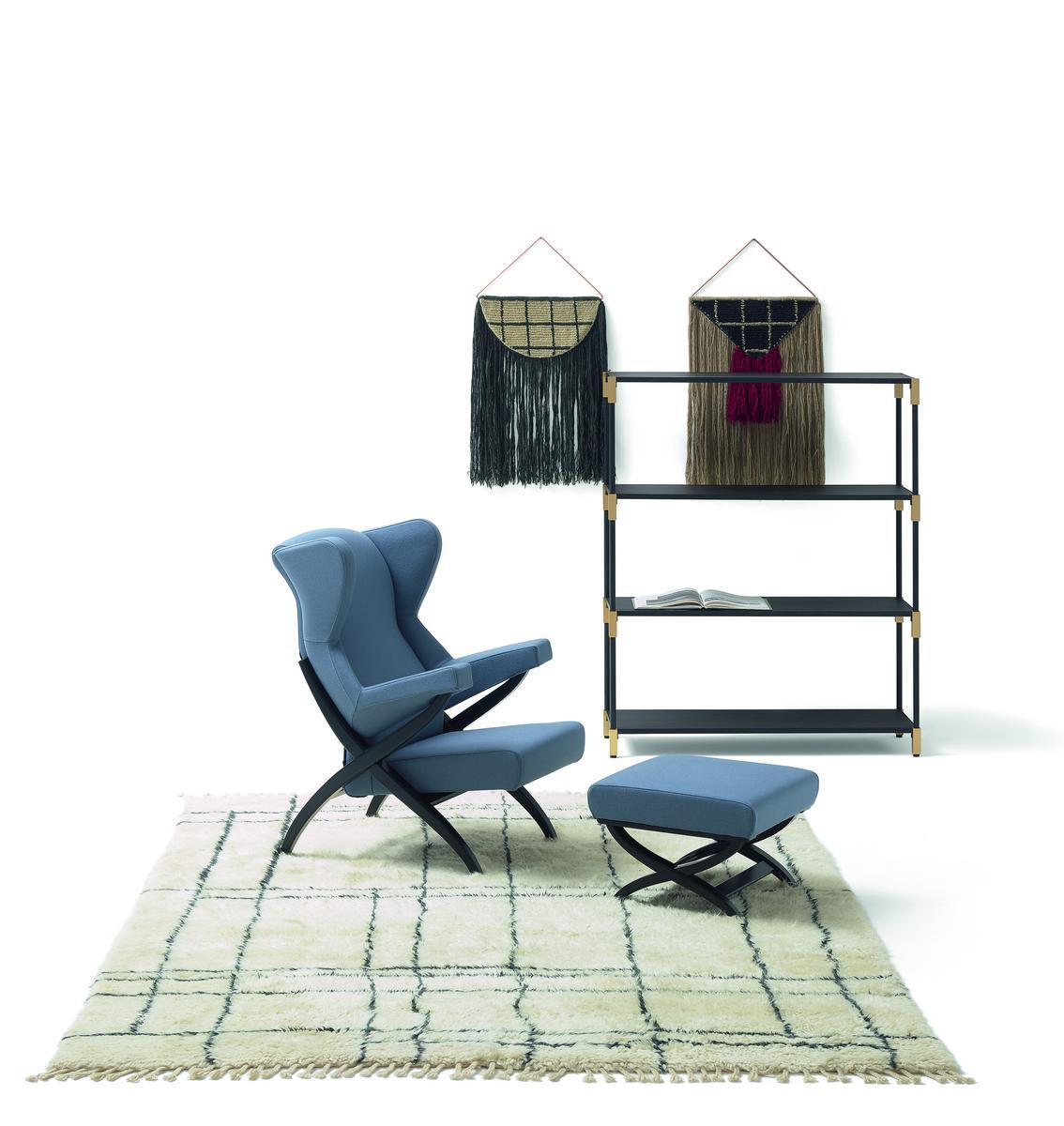 POUF Upholstered pouf