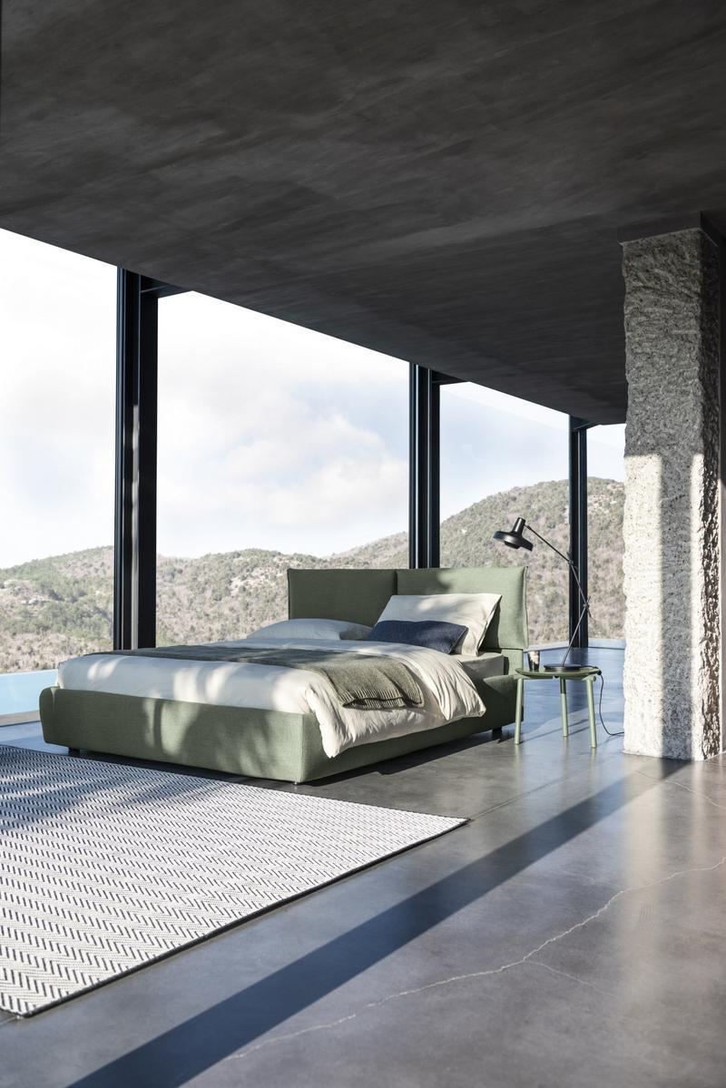 IORCA Upholstered storage bed