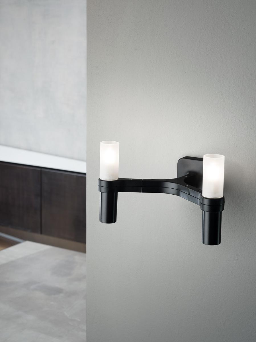 CROWN Die cast aluminium wall lamp