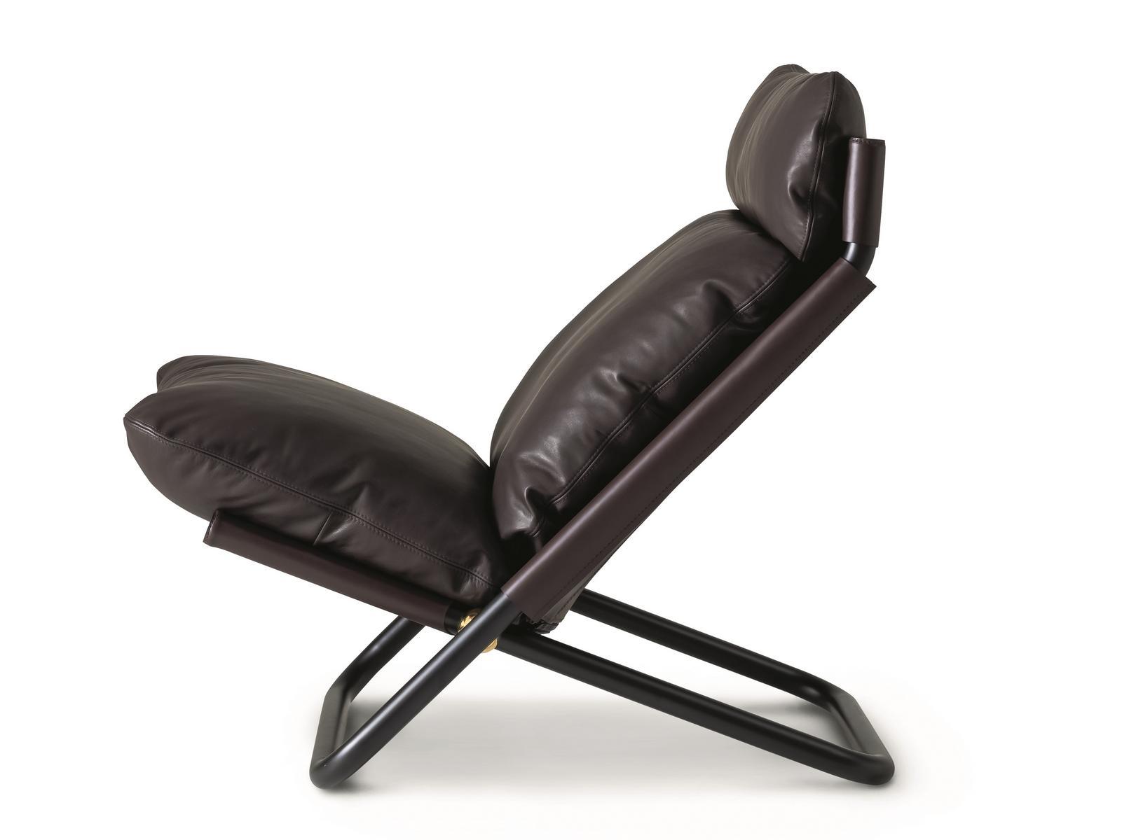 CROSS HIGH Leather armchair
