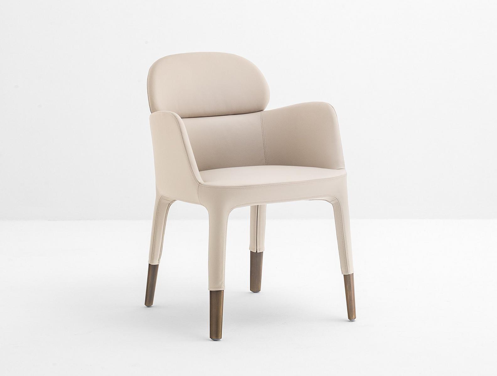 ESTER 690 Restaurant chair with armrests