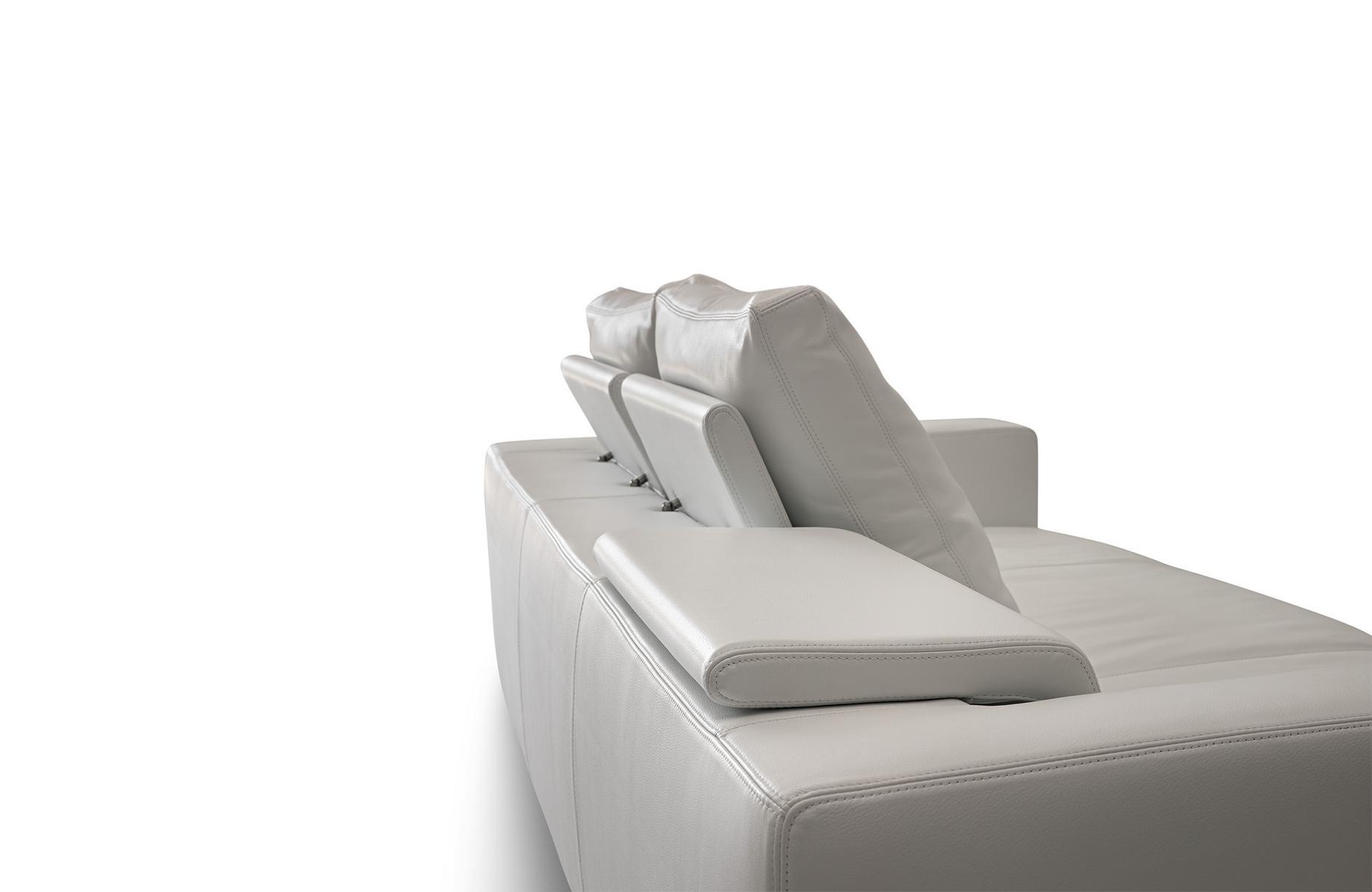 NEWPORT Sectional sofa with removable cover