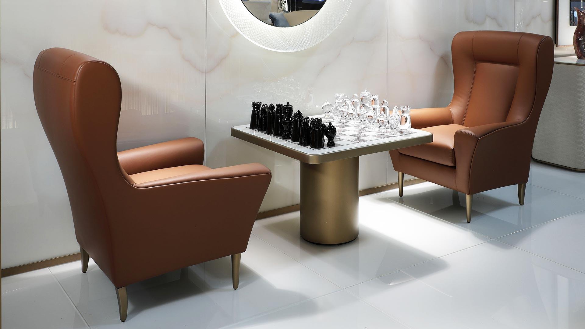 BERGERE Bergere leather armchair with armrests