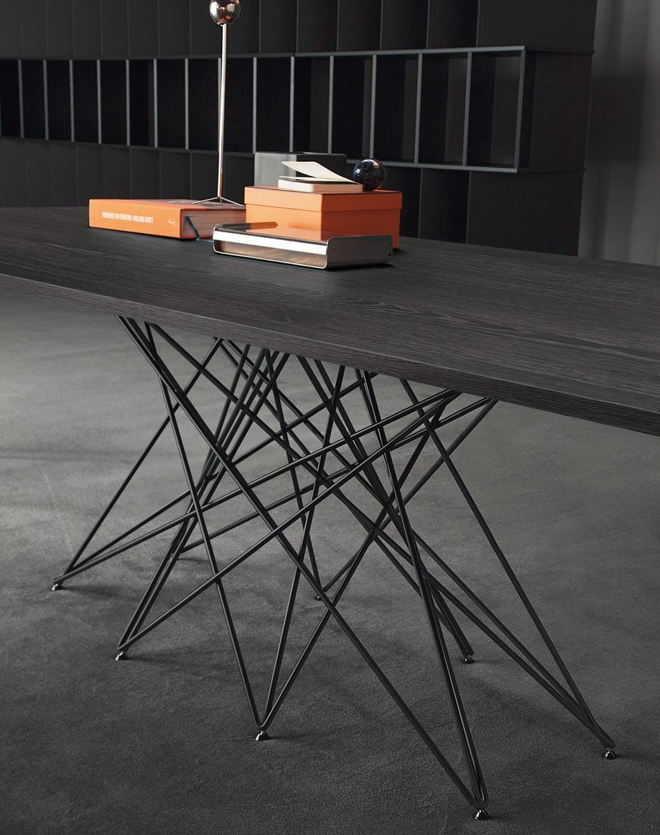 OCTA Wooden table
