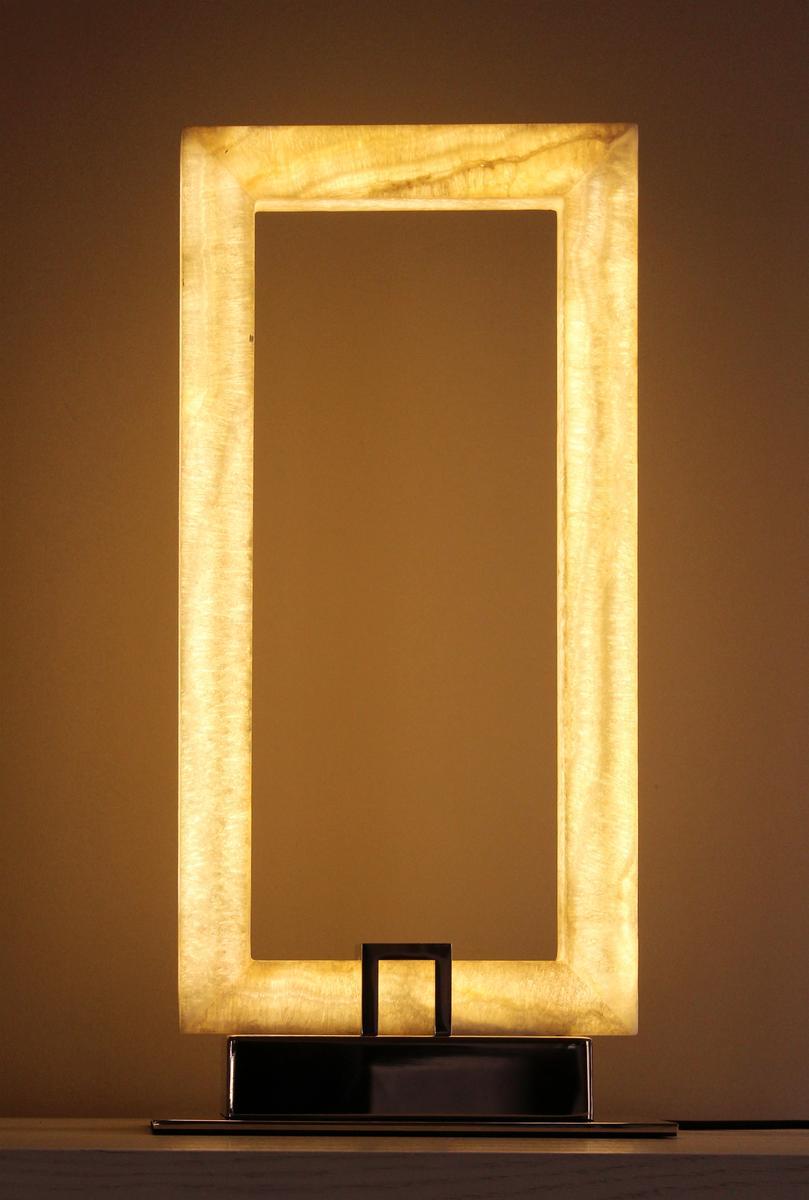 UFFIZI LED onyx table lamp