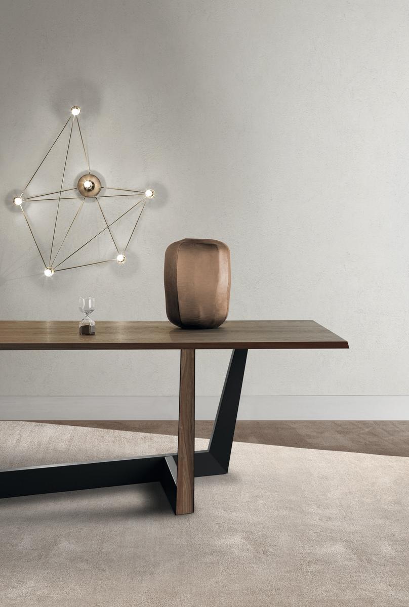 ART Rectangular wooden table