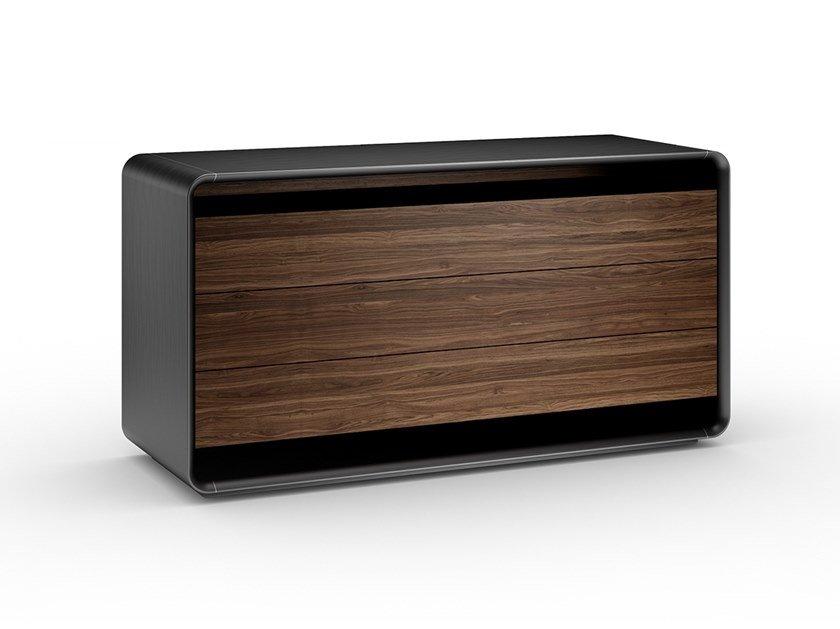 OH Wooden chest of drawers