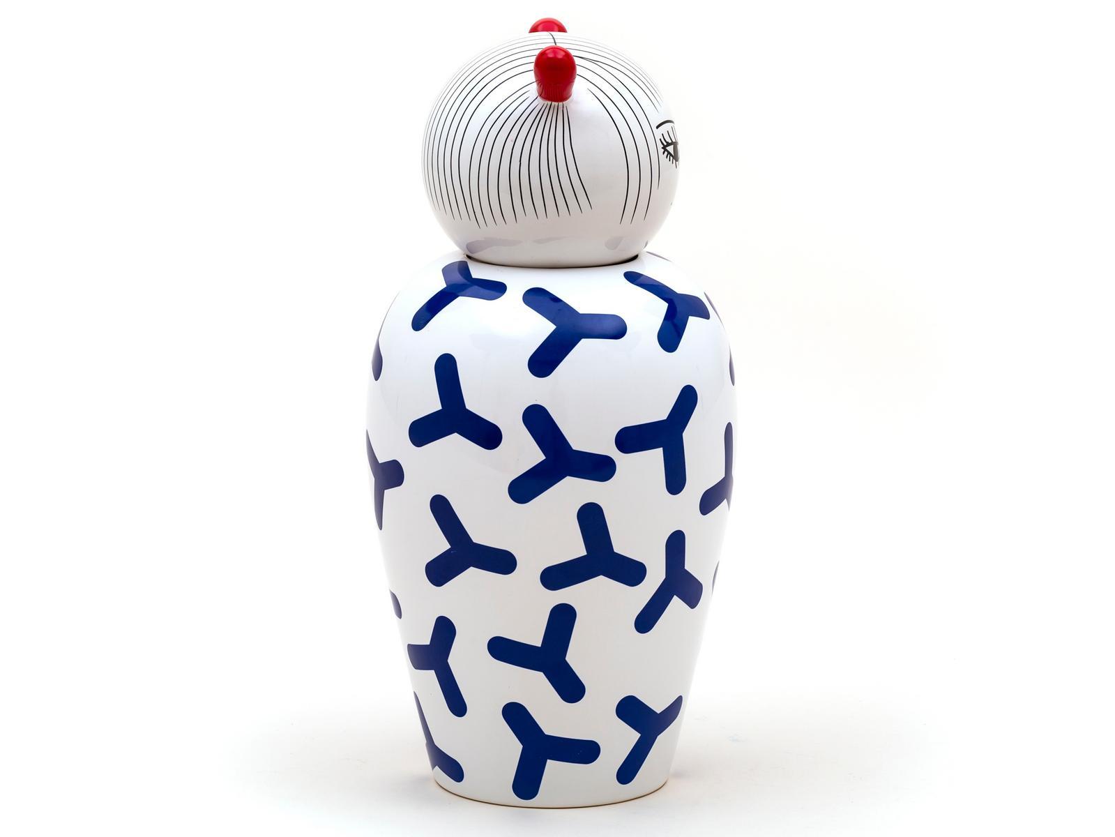 ZOÉ Porcelain vase