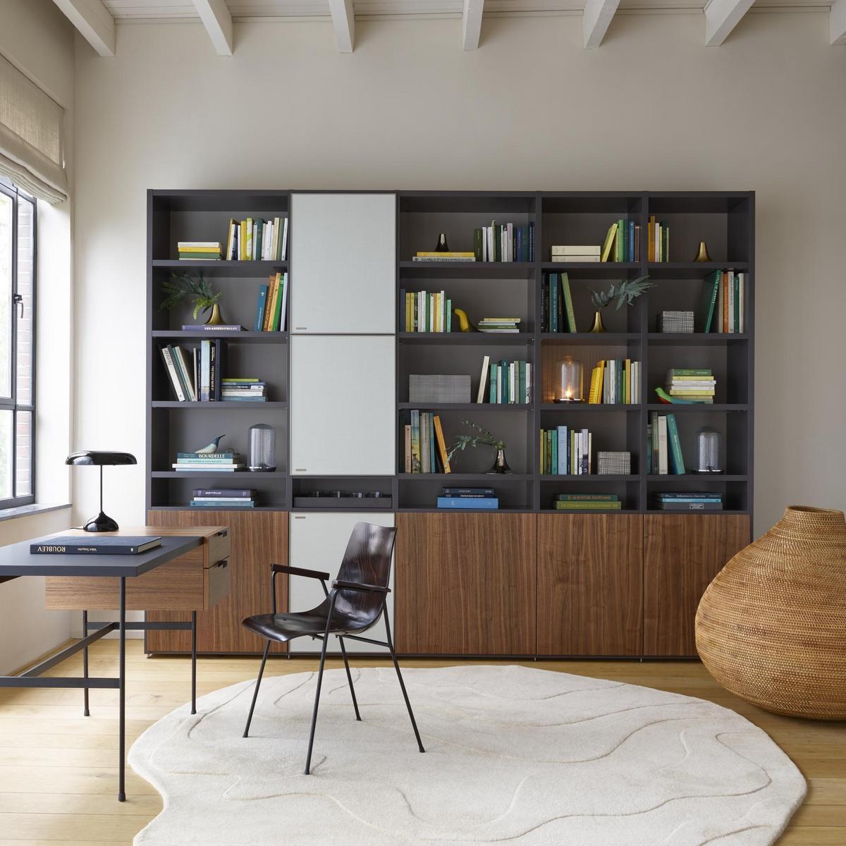 CM 131 Multi-layer wood chair with armrests