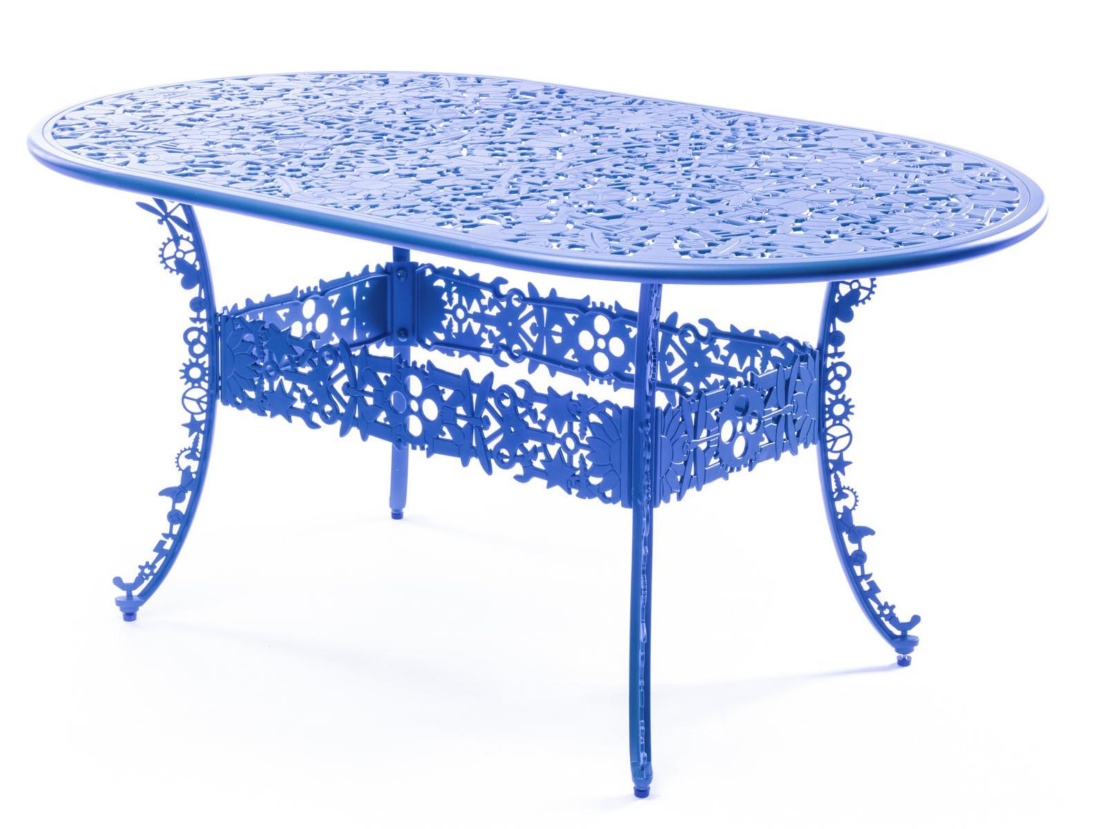 INDUSTRY Oval aluminium garden table