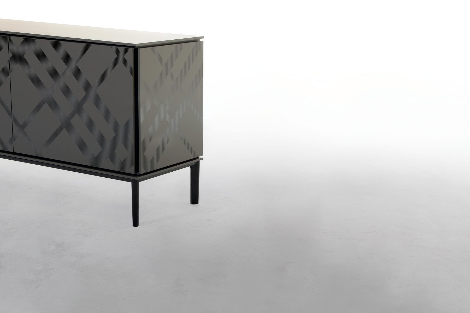 TARTAN Wooden sideboard