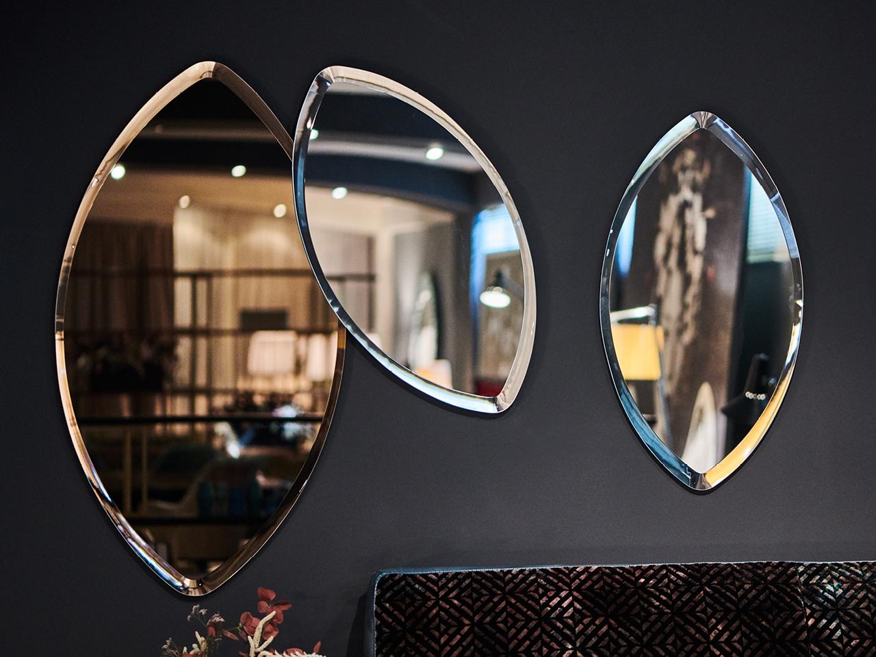 MARQUISE Wall-mounted mirror