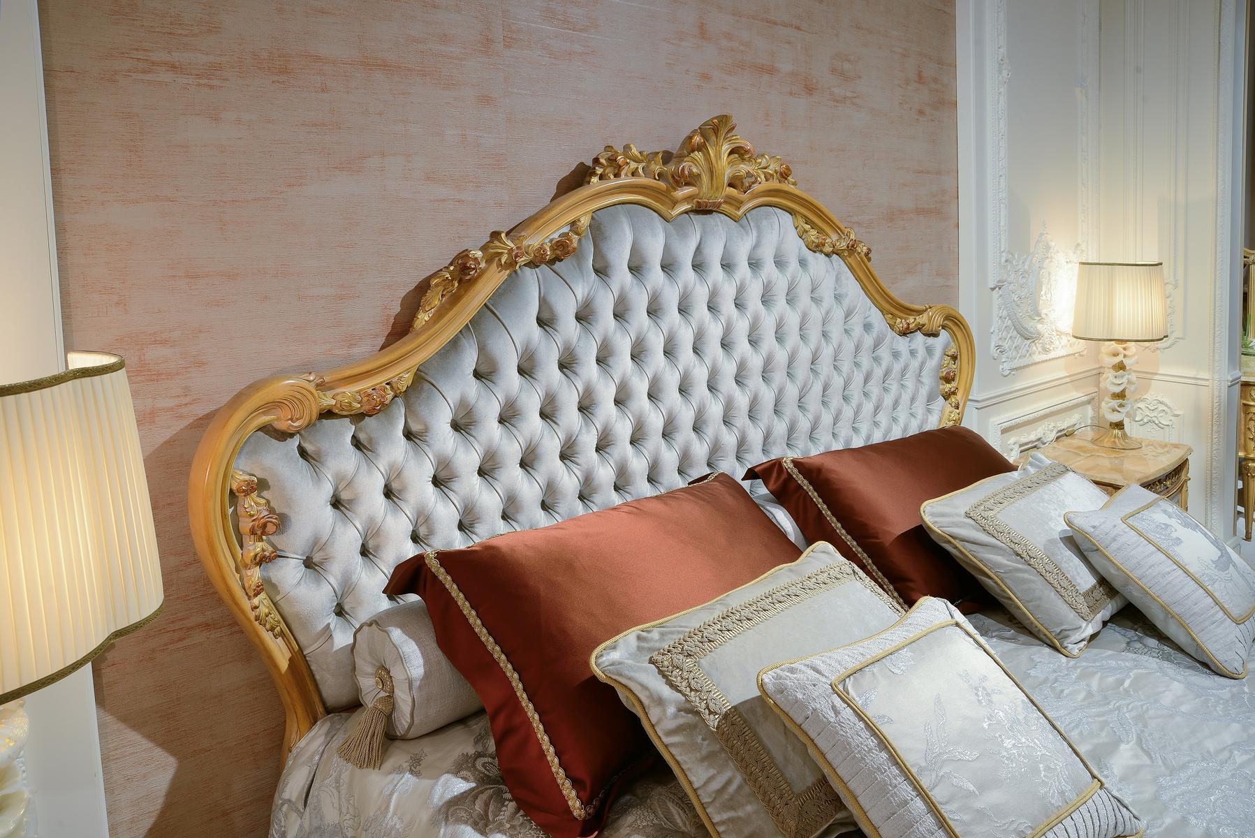 3700_LUIGI XVI Velvet double bed with tufted headboard