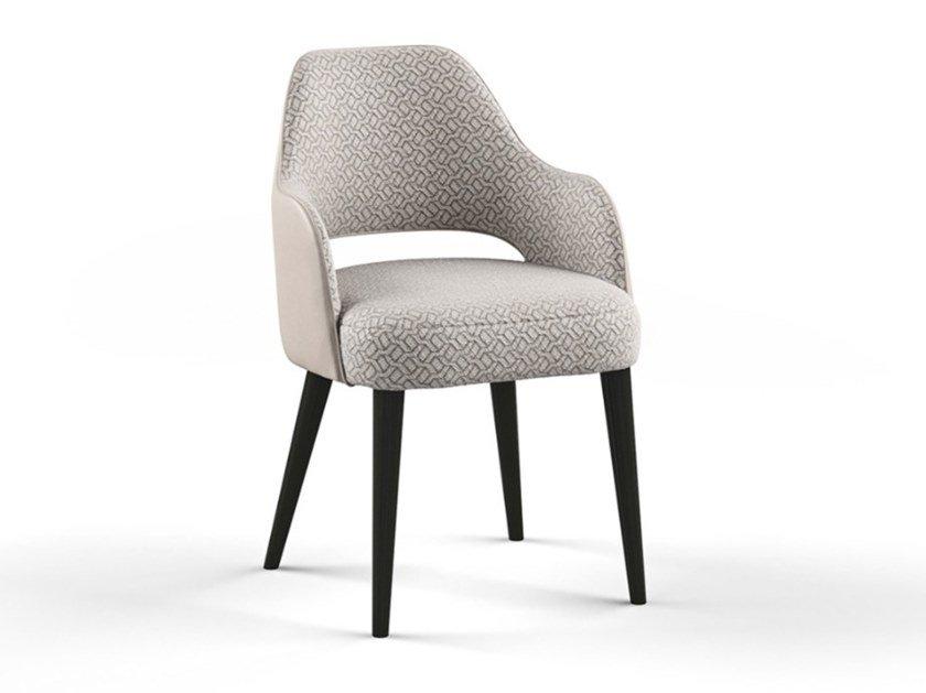 PR.456 Upholstered fabric chair with armrests