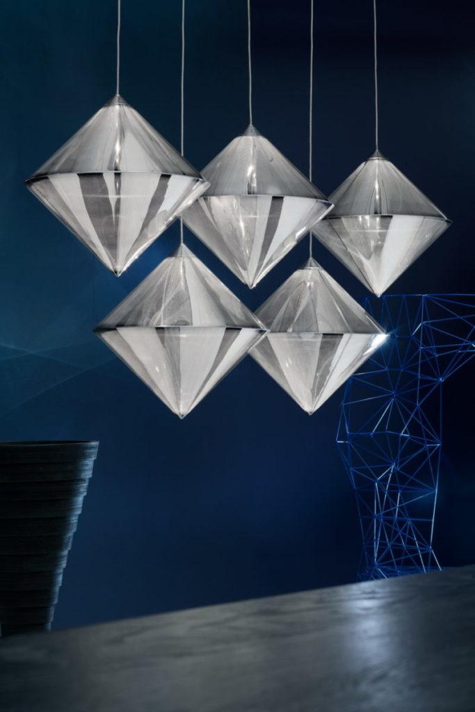 TOP Metal pendant lamp with dimmer in a contemporary style