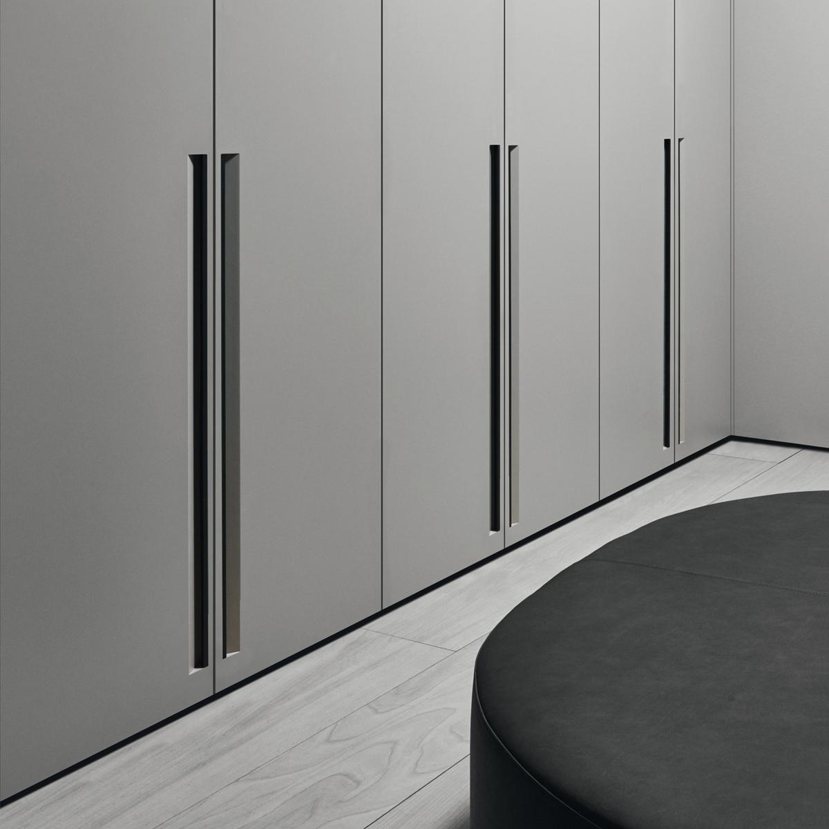 GLISS MASTER NICHE Hinged wooden cabinet door for wardrobes