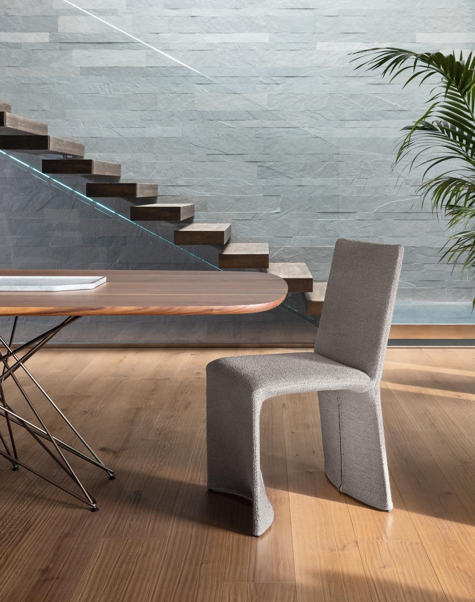 OCTA Wooden table