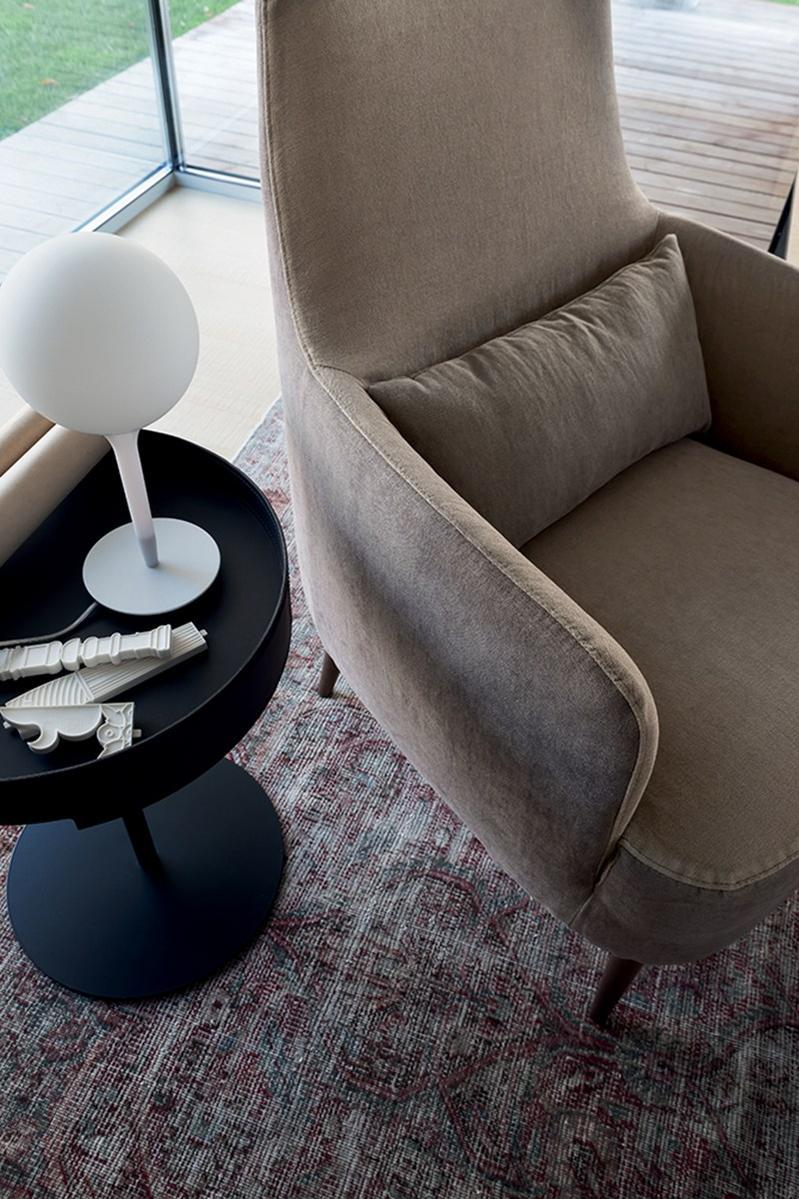 RAY High-back armchair