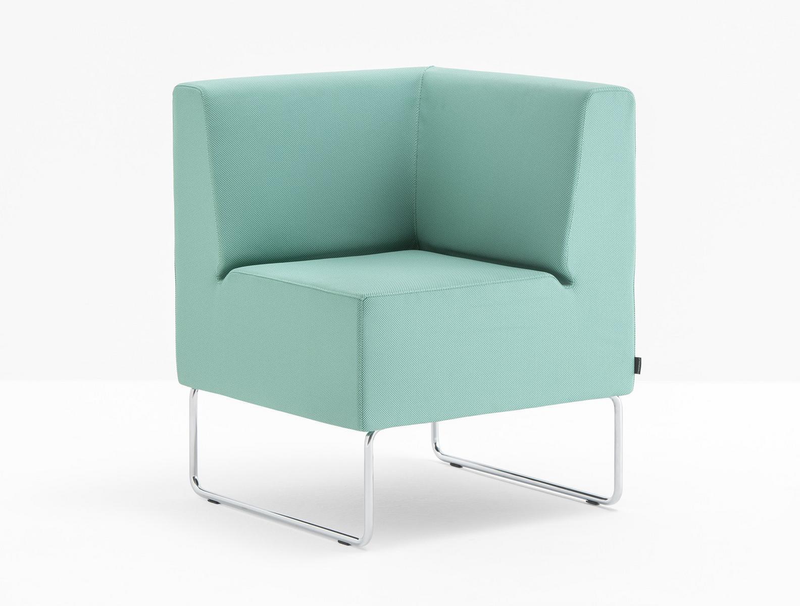 HOST 202 Upholstered modular armchair