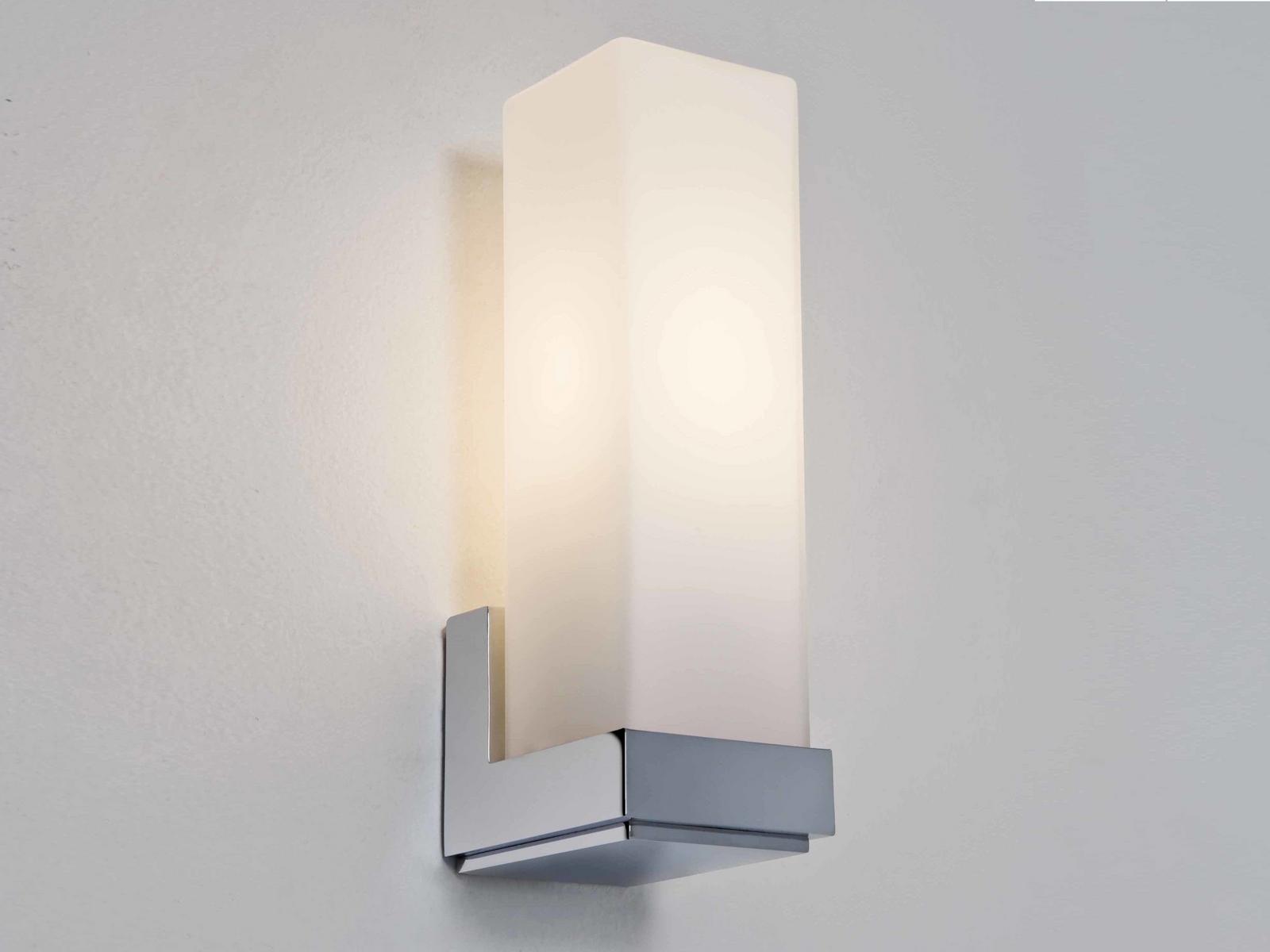 TAKETA Opal glass wall lamp with dimmer