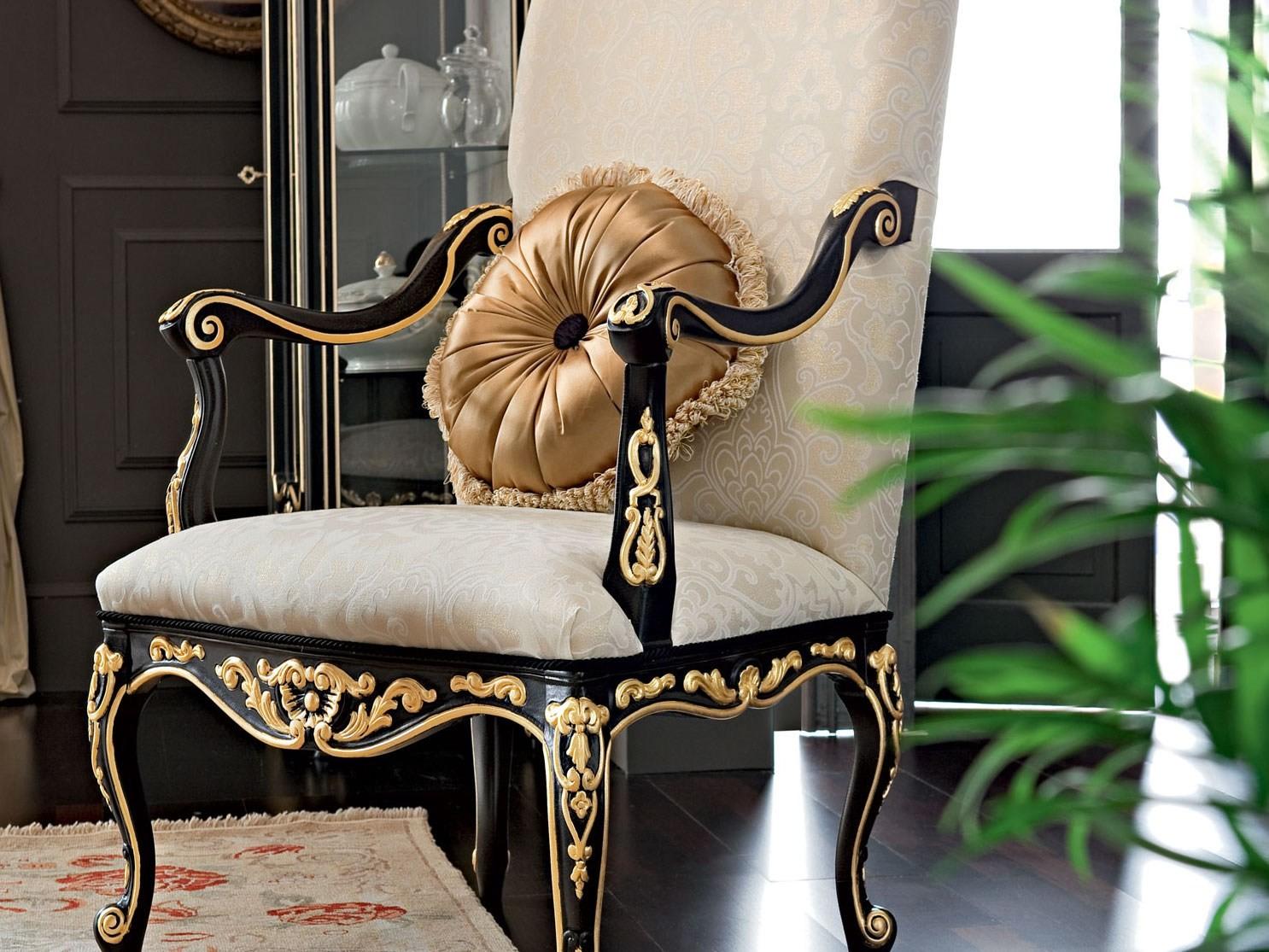 12434 Upholstered easy chair with armrests