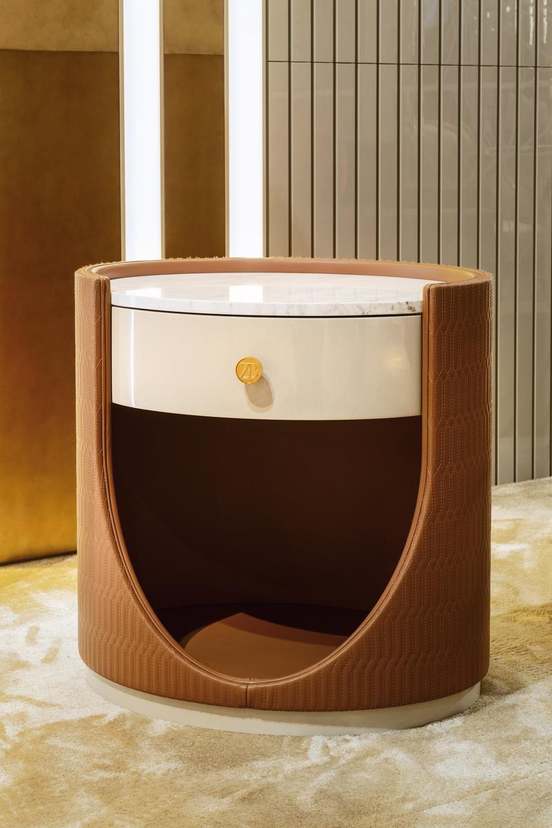ELYPSE Oval bedside table with drawers