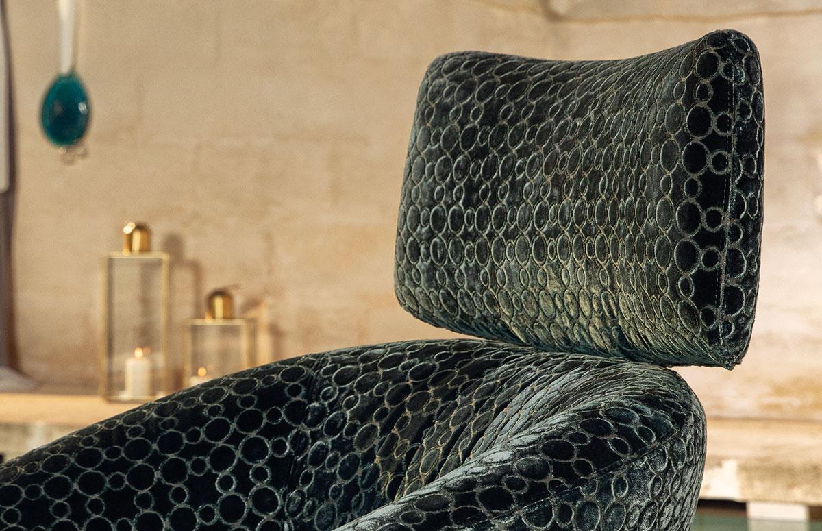 LUNA Fabric armchair with headrest