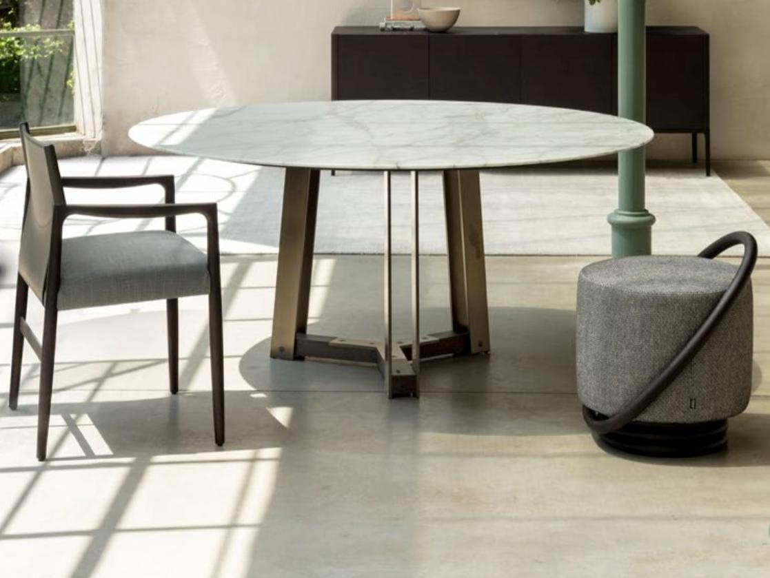 SHIBUMI Round Calacatta marble table