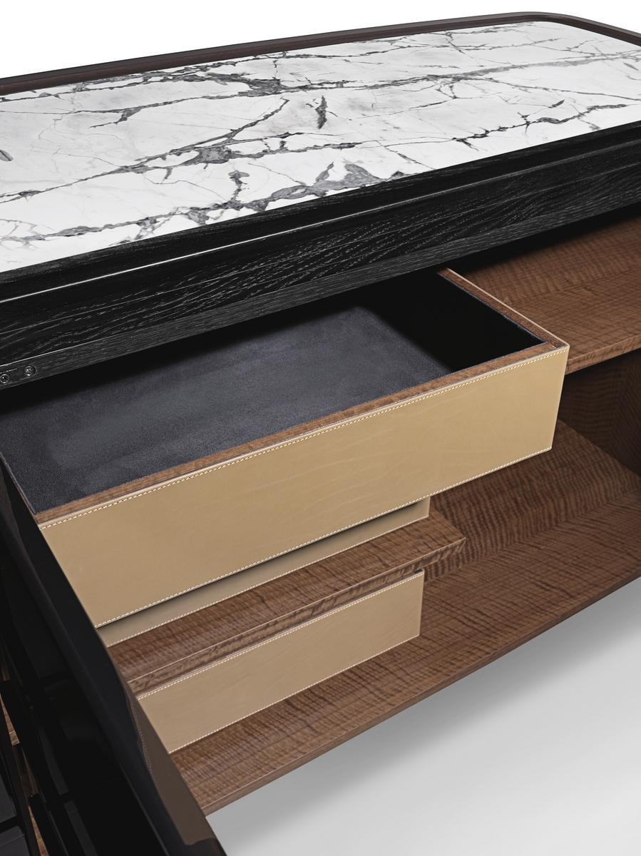 NOMOS Wooden chest of drawers with integrated handles