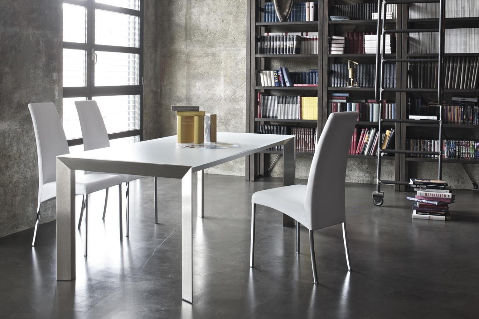 GENIO Rectangular tempered glass table